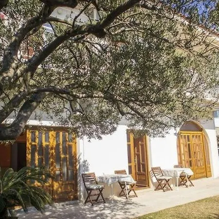 Апартаменти Sunny