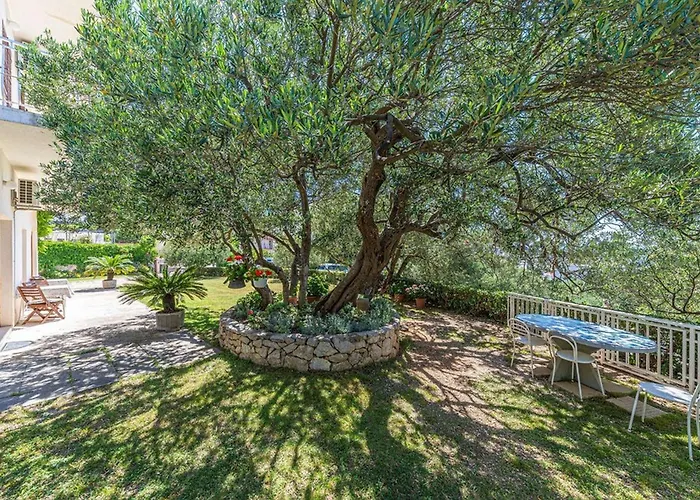 Sunny Apartment Makarska